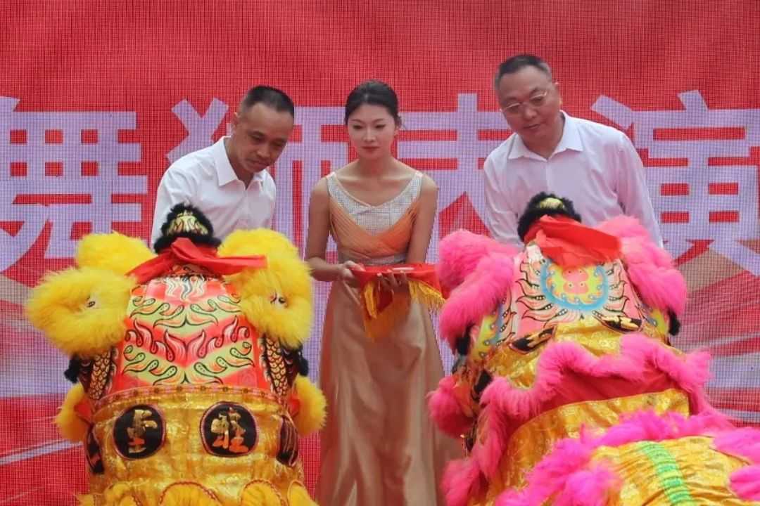 《神馬文化助力茵冠，開啟生物科技展示新征程》｜展廳設(shè)計公司
